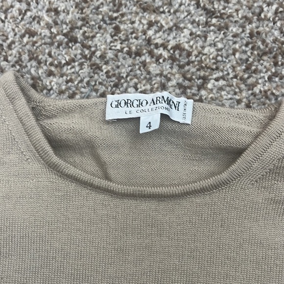 Giorgio Armani Sweater sz 4 - Picture 2 of 3